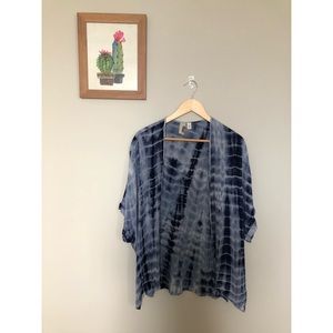 Francesca’s Tie Dye Kimono Size S